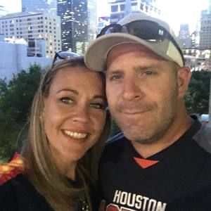 Meet your Posher, Courtney